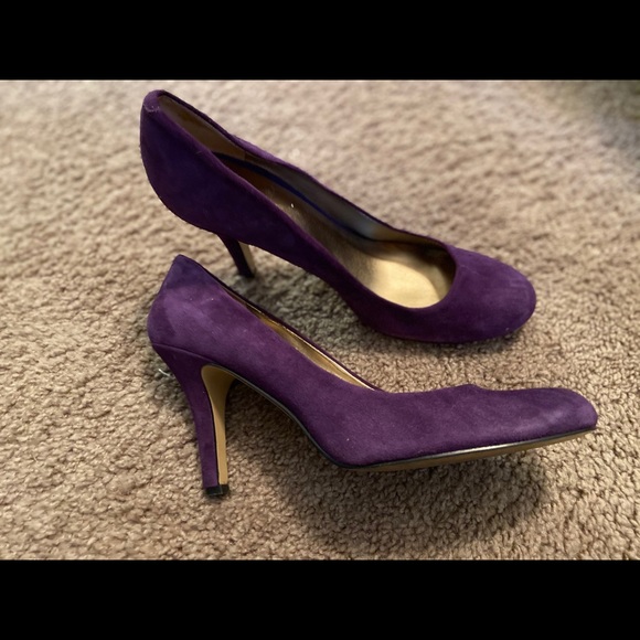 COPY - Purple Suede Nine West heels - Picture 3 of 6